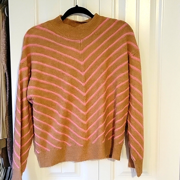 MNG sweater - Picture 1 of 1